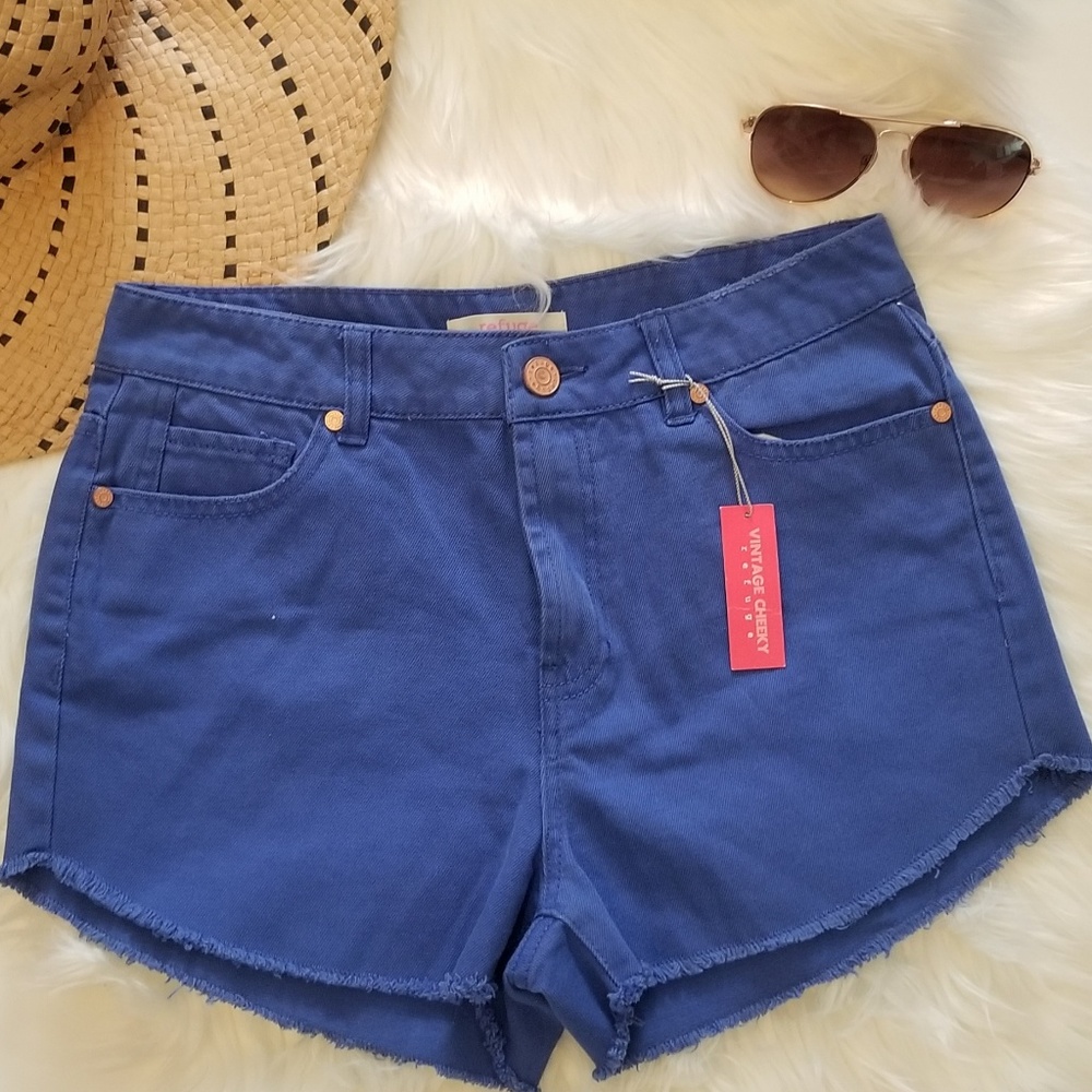 NWOT Refuge High Waisted Vintage Cheeky Short Blue
